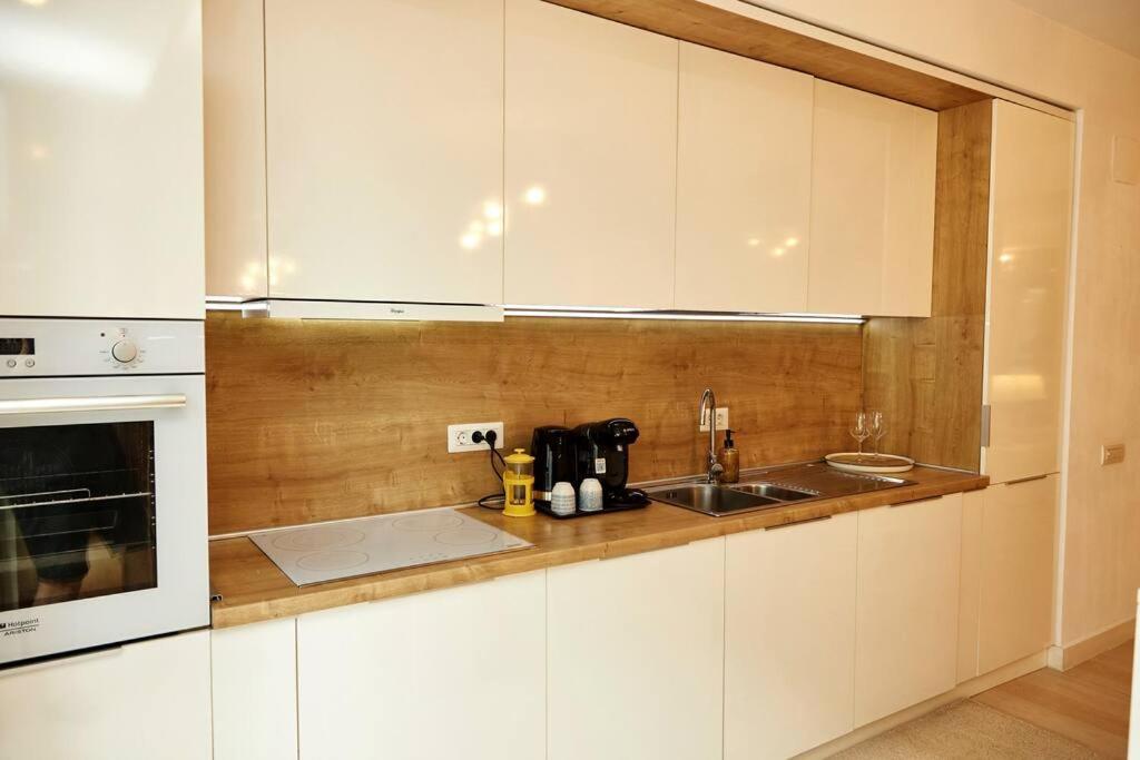 Vernescu Luxury Residence 2 Bukarest Eksteriør billede